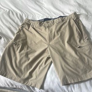 Izod Golf shorts size 36